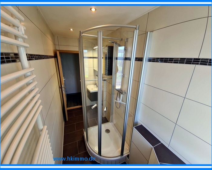 Eigentumswohnung mit Balkon in Reppichau - 4 Zimmer Küche Bad - mit Einbauküche - 4- Reppichau Reppichau | Angebot:26386424