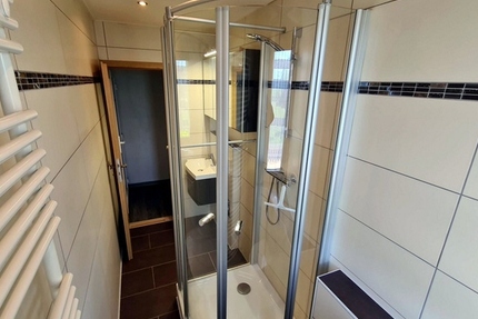 Eigentumswohnung mit Balkon in Reppichau - 4 Zimmer Küche Bad - mit Einbauküche - Wohnung Reppichau Reppichau | Angebot:26386424