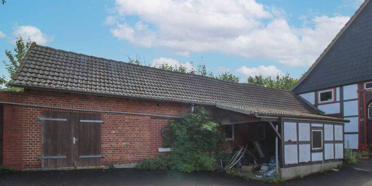 Denkmalgeschütztes EFH mit Gestaltungspotenzial in Vorstadtlage 7 zimmer