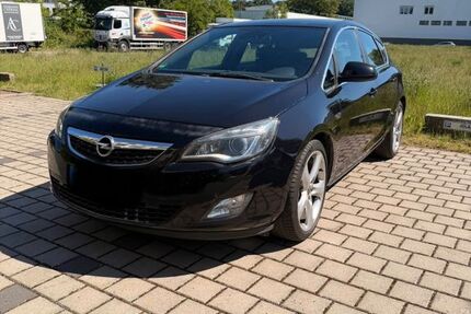 Opel Astra 210.000 km 3.999 &euro; Frankfurt am Main 65931