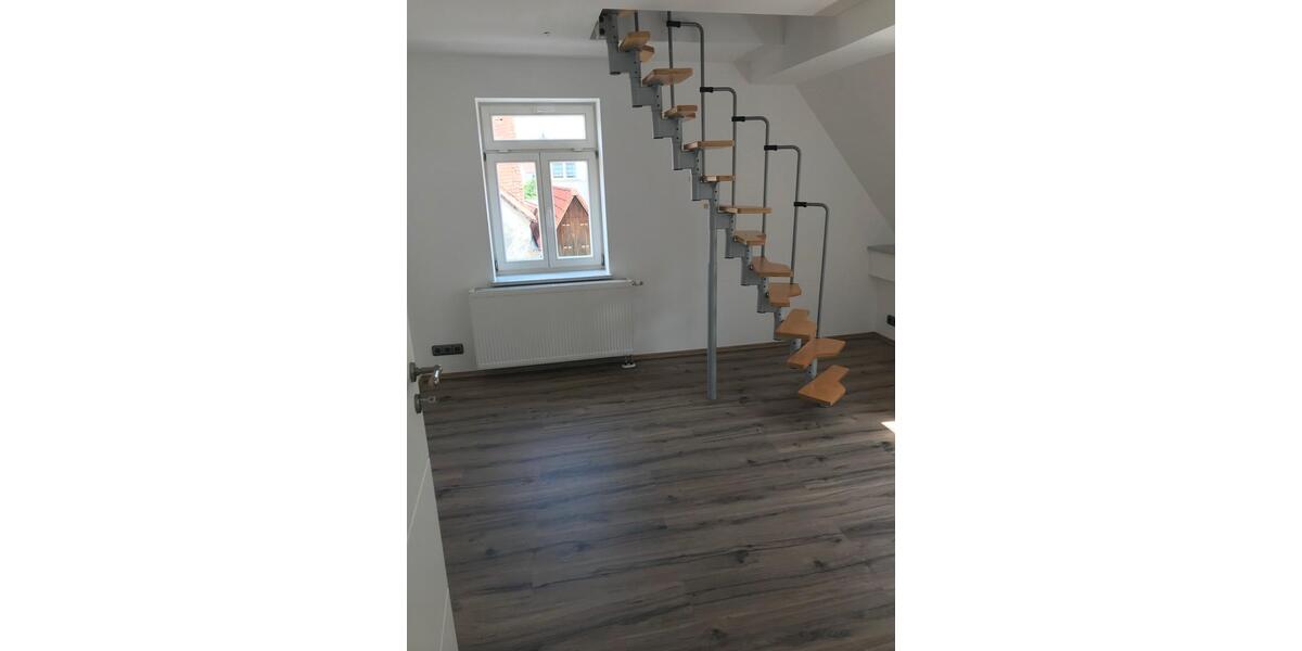 Einfamilienhaus Gunzenhausen - 5 Zimmer, 125 m&sup2;, 1.150&euro; | Angebot:26142214