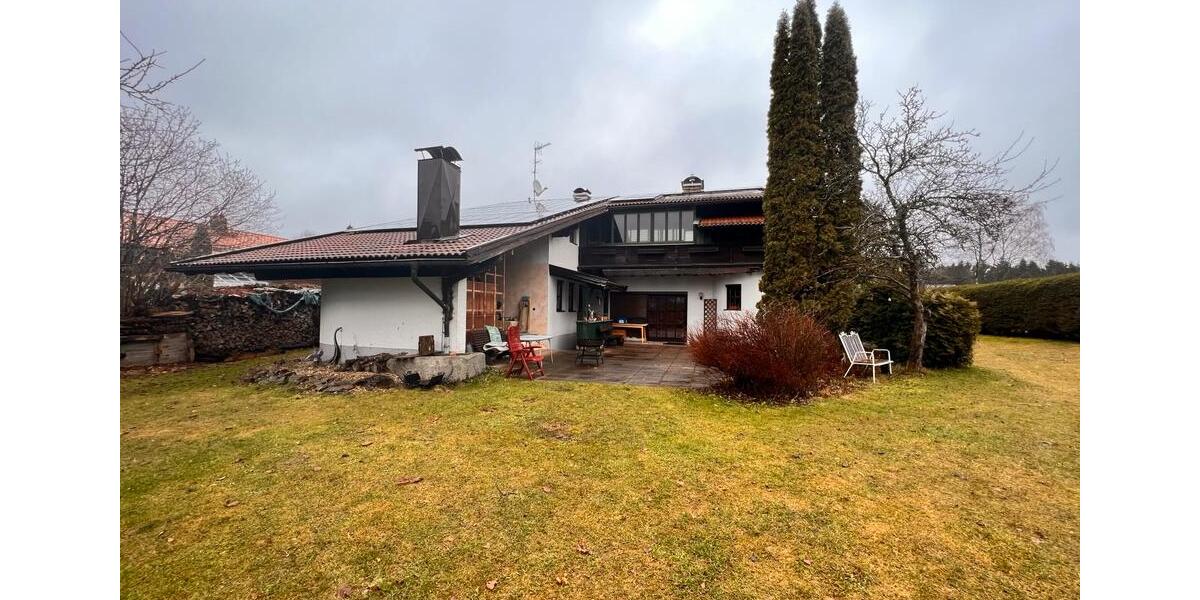 Großzügiges Einfamilienwohnhaus in Traumlage 10 zimmer