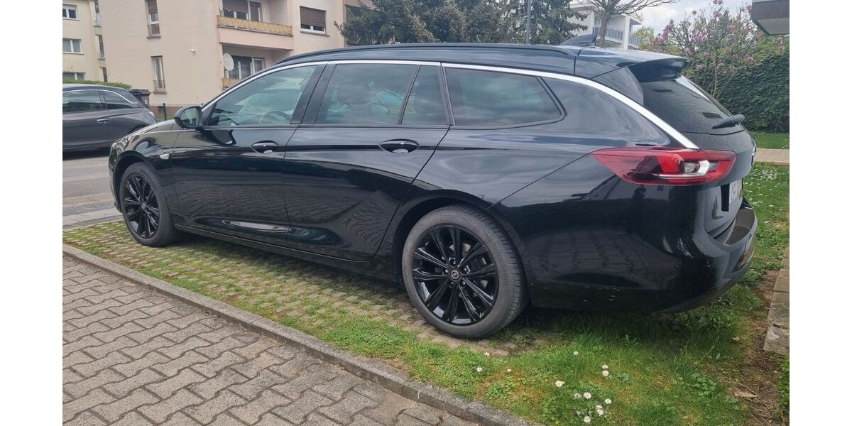 Opel Insignia 185.000 km 10.900 &euro; Offenbach am Main 63071