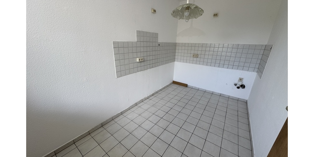 Doppelt genießen: Balkon und großer Wintergarten in attraktiver 2-Raum-Wohnung in Gera-Bieblach! - Erdgeschoßwohnung Gera Alt-Bieblach | Angebot:26374761