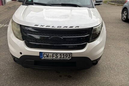 Ford Explorer Sport