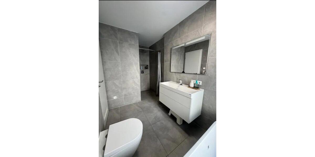 Etagenwohnung Heilbronn Böckingen - 4 Zimmer, 110 m&sup2;, 1.750&euro; | Angebot:25977701