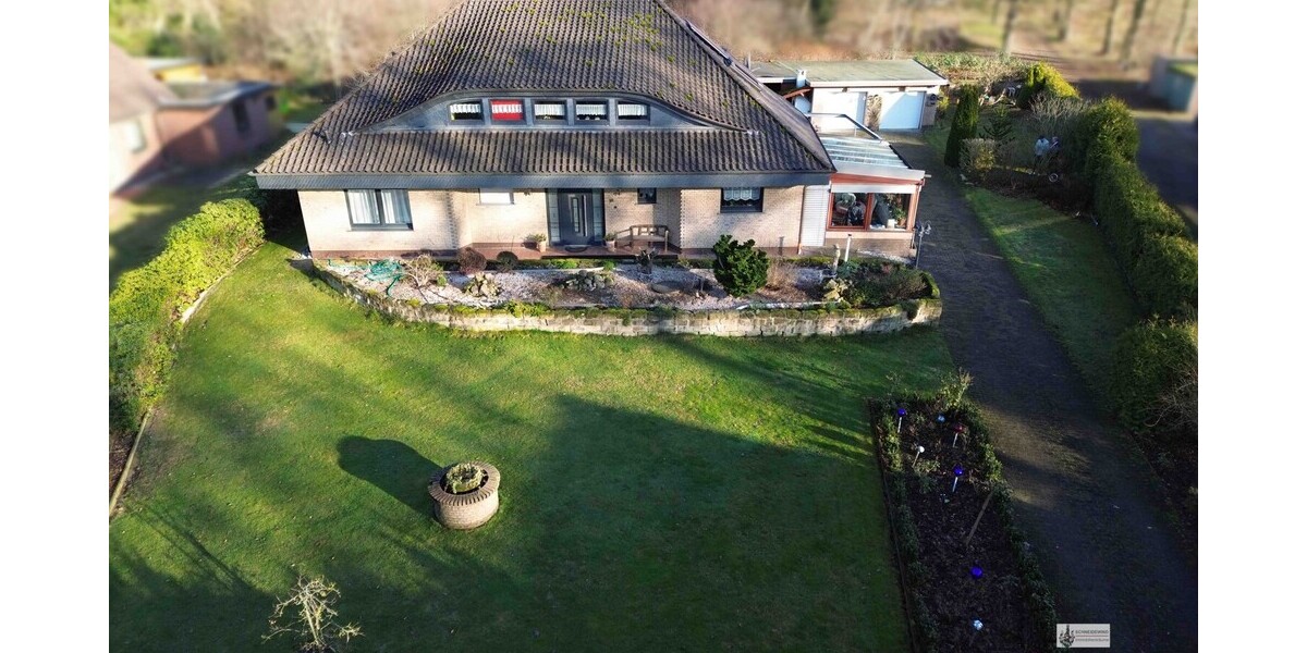 Luxuriöses 1-2 Fam.Haus mit ca. 100m² Gewerbefläche + Einliegerwohnung + Schwimmbad +Sauna +Kamin - Zweifamilienhaus Bassum / Nordwohlde Nordwohlde | Angebot:24212717