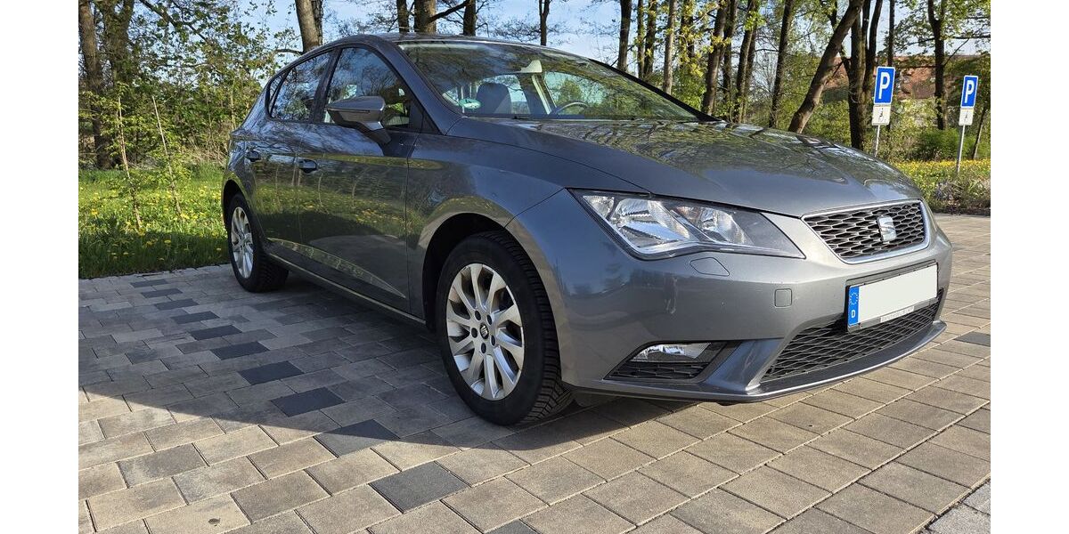 Seat Leon 107.000 km 7.900 &euro; Tirschenreuth 95643
