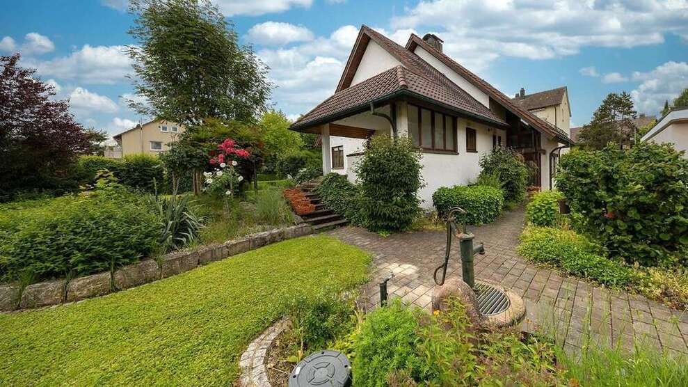 Haus zum Kaufen in Radolfzell 940.000 € 220.67 m²