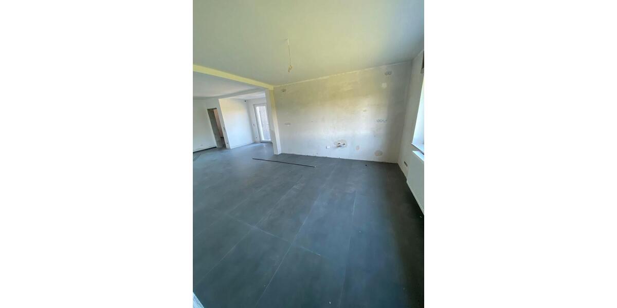 Mehrfamilienhaus, Wohnhaus Bad Oeynhausen Dehme - 7 Zimmer, 280 m&sup2;, 330.000&euro; | Angebot:27108852