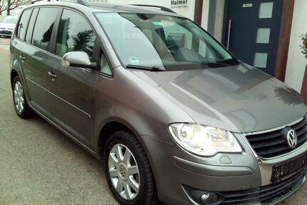 VW Touran 193.000 km 4.990 &euro; Wald-Walbertsweiler 88639