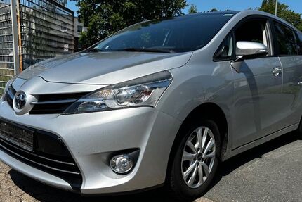 Toyota Verso 241.046 km 6.400 &euro; Langenhagen 30851