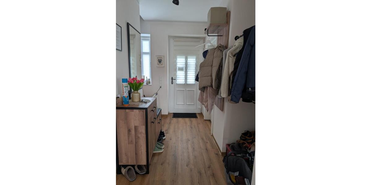 Etagenwohnung Weener - 6 Zimmer, 137 m&sup2;, 1.432&euro; | Angebot:26351995