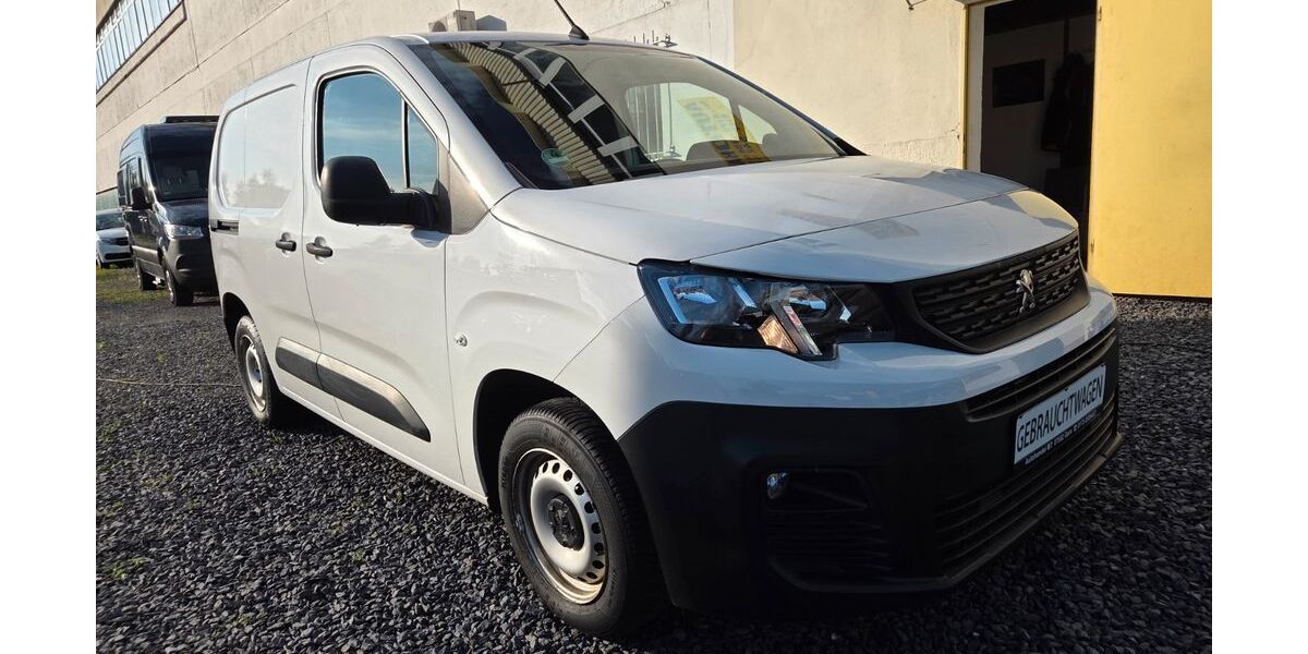 Peugeot Partner 65.732 km 9.990 &euro; Gera 07552