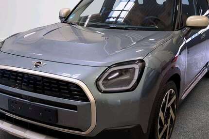 Mini Countryman E 3.907 km 41.180 &euro; München 80788