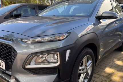 Hyundai KONA 65.000 km 14.990 &euro; Oldenburg 26125