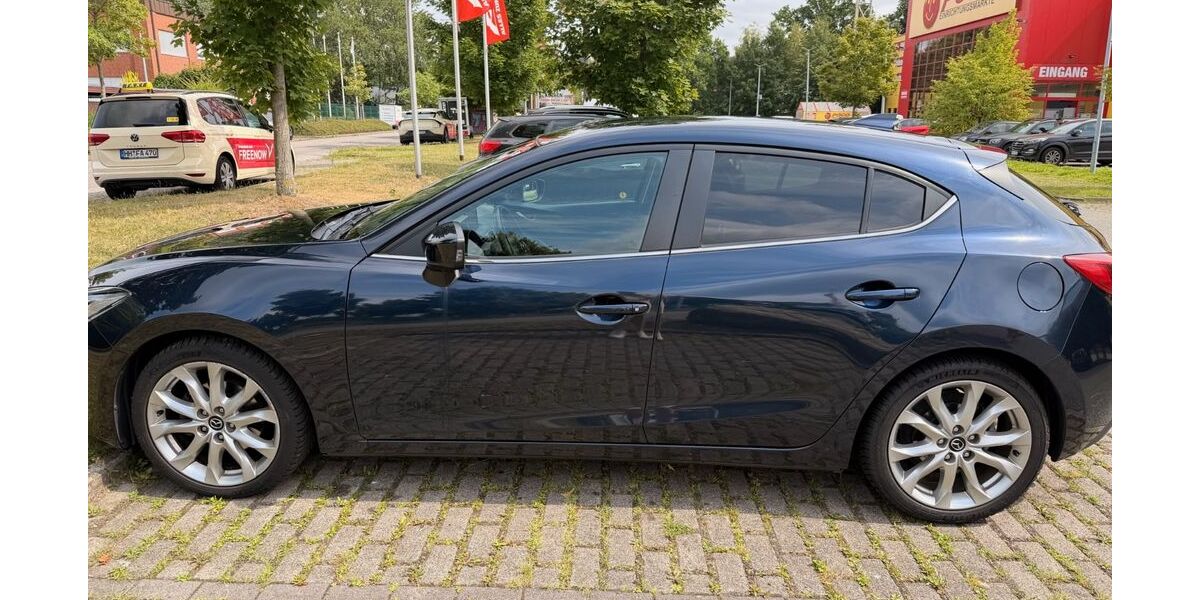 Mazda 3 92.000 km 12.000 &euro; Hamburg 22457