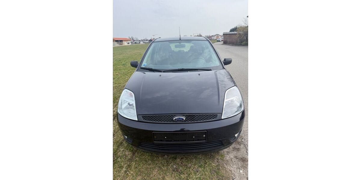Ford Fiesta 99.263 km 2.199 &euro; Bruckmühl 83052