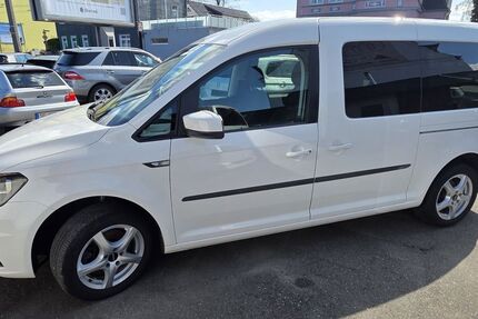 VW Caddy Maxi 138.650 km 17.900 &euro; Solingen 42659