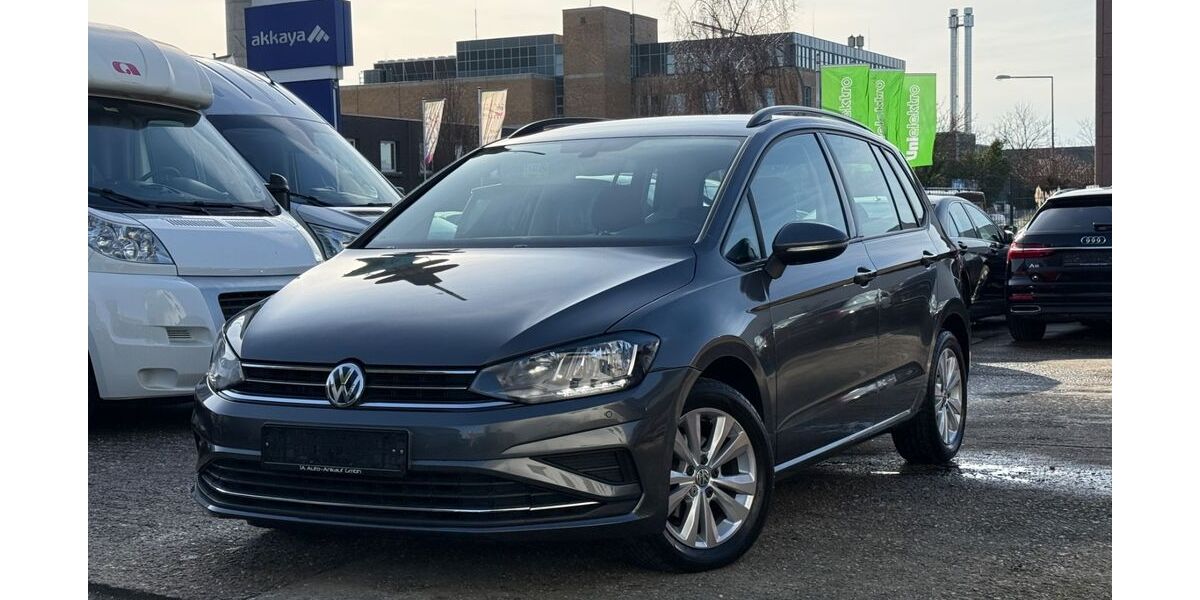 VW Golf 30.500 km 16.900 &euro; Köln 51105