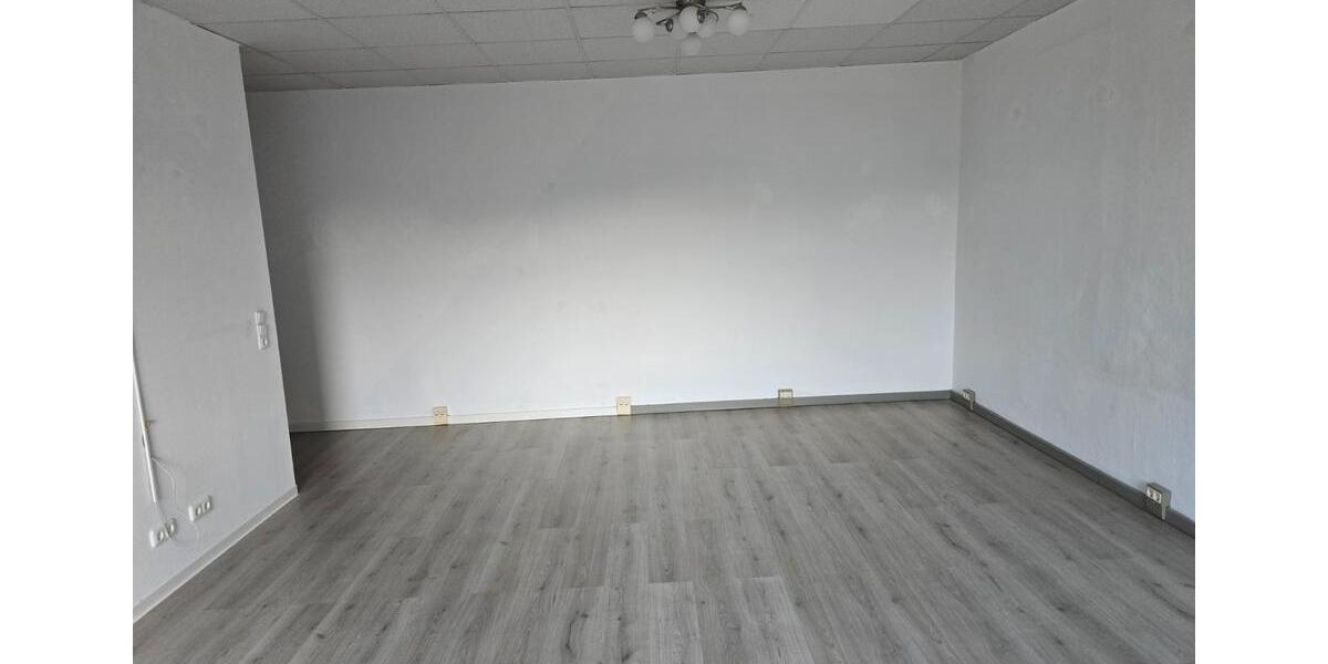 Etagenwohnung Waltershausen - 4 Zimmer, 134 m&sup2;, 938&euro; | Angebot:25756358