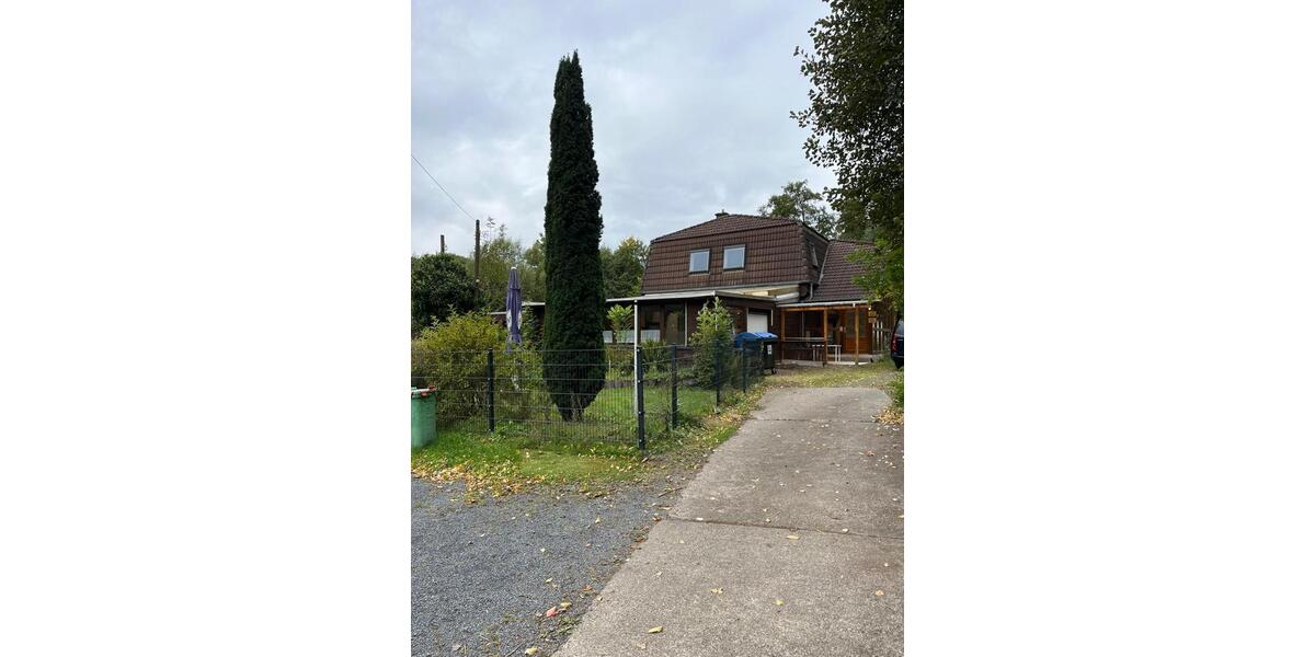 Mehrfamilienhaus, Wohnhaus Hardegsen - 9 Zimmer, 240 m&sup2;, 1.800&euro; | Angebot:26037587