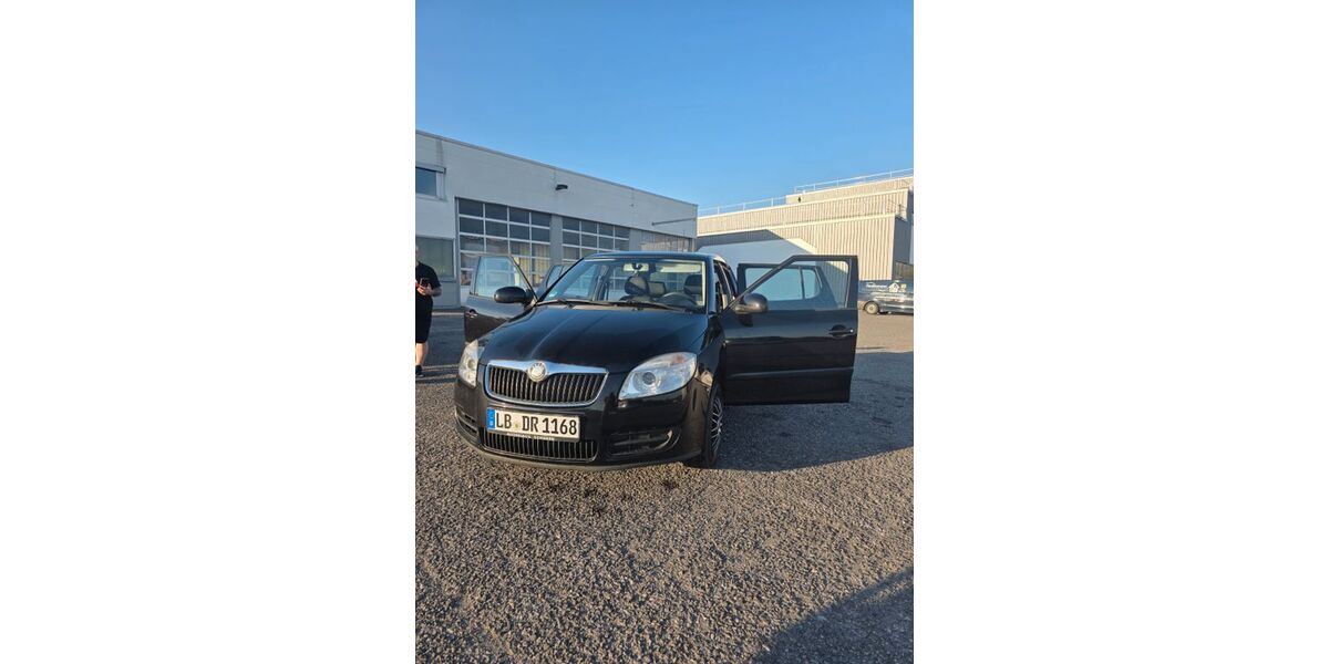 Skoda Fabia 180.000 km 3.199 &euro; Bönnigheim 74357