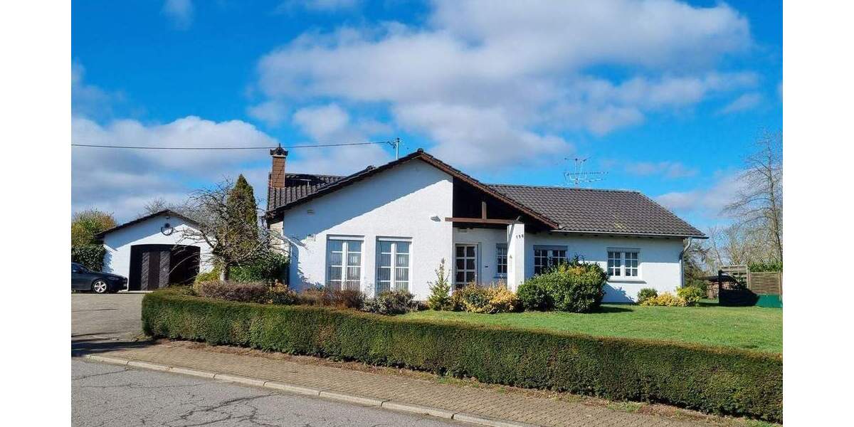 Einfamilienhaus Völklingen / Ludweiler Ludweiler - 1.250&euro; | Angebot:25566111