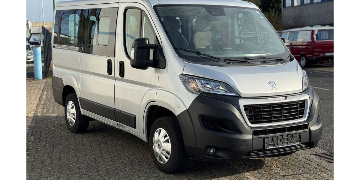 Peugeot Boxer 174.000 km 12.999 € Düren 52353
