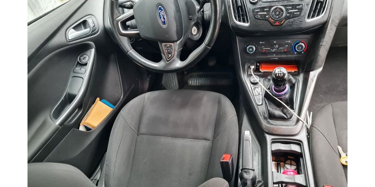 Ford Focus 166.100 km 5.199 &euro; Bad aibling 83043