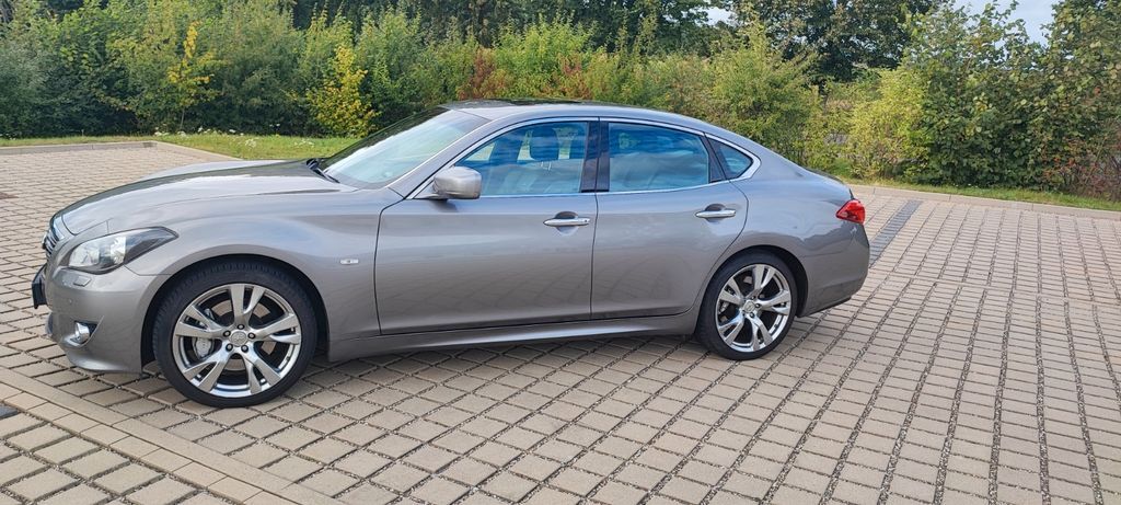 INFINITI M30 167.000 km 14.800 € Hohen Viecheln 23996
