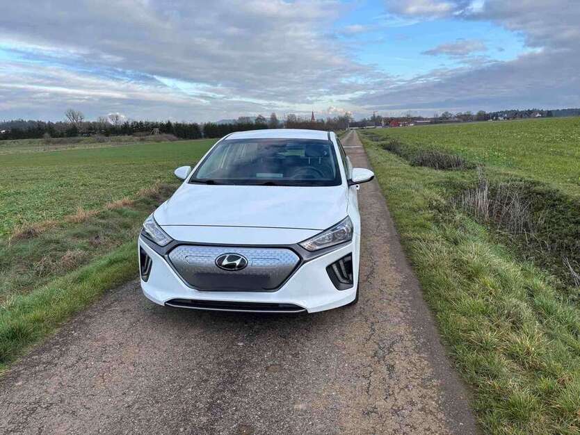 IONIQ