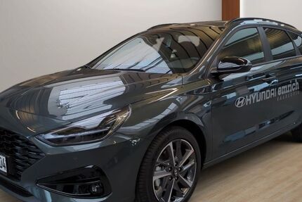 Hyundai i30 8.857 km 24.390 € Saarlouis 66740