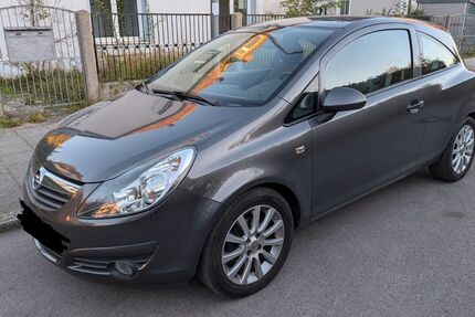 Opel Corsa 165.922 km 2.000 &euro; München 81373