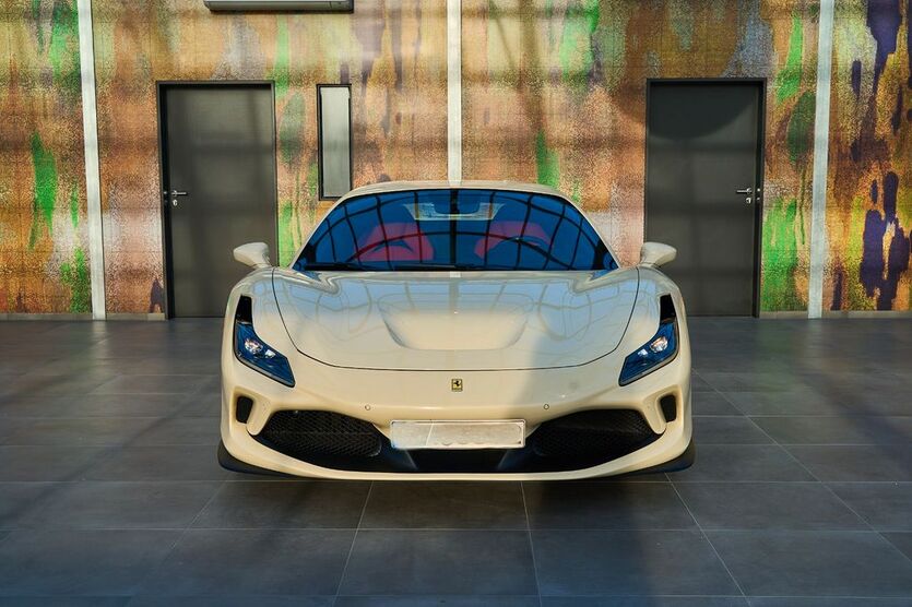 Ferrari F8 10.800 km 269.900 € Bargteheide 22941