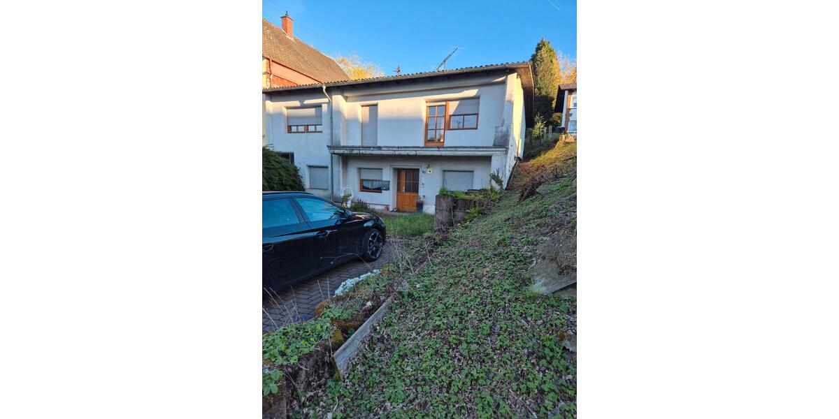 Einfamilienhaus Eppelborn - 12 Zimmer, 180 m&sup2;, 125.000&euro; | Angebot:26296832