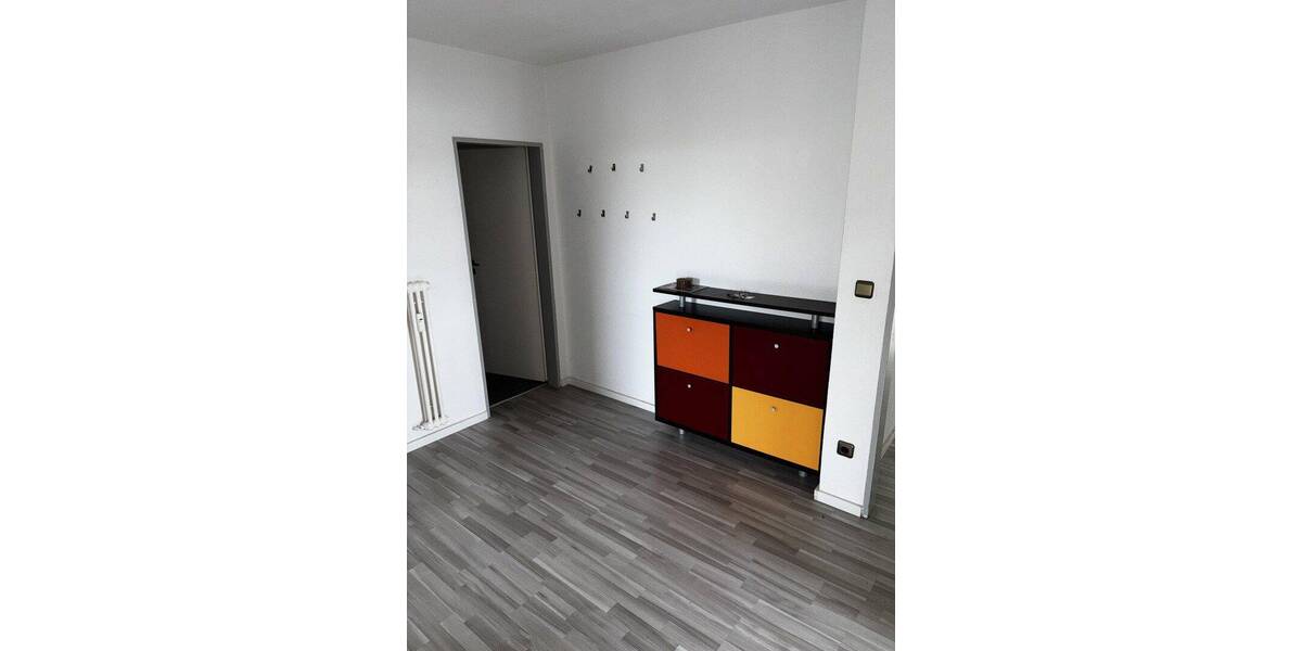 Etagenwohnung Detmold Innenstadt - 3 Zimmer, 81 m&sup2;, 900&euro; | Angebot:26820154