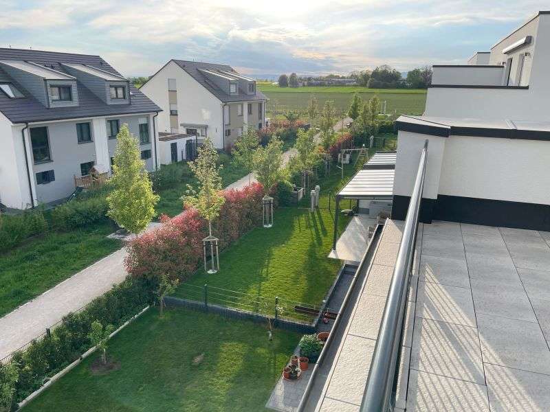 Haus zum Mieten in Wiesbaden 3.400 € 200 m²