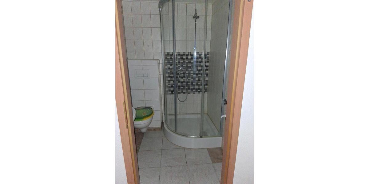 Etagenwohnung Falkenstein/Vogtland Vogtland - 2 Zimmer, 46 m&sup2;, 200&euro; | Angebot:25406010