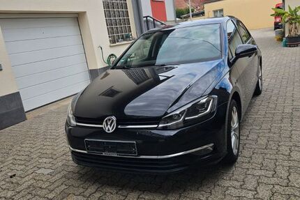 VW Golf 151.368 km 12.999 &euro; Urspringen 97857