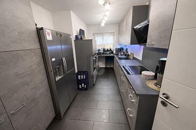 WOHNQUALITÄT PUR: SANIERT MIT AUSSICHT - Etagenwohnung Graben-Neudorf Neudorf | Angebot:26378334