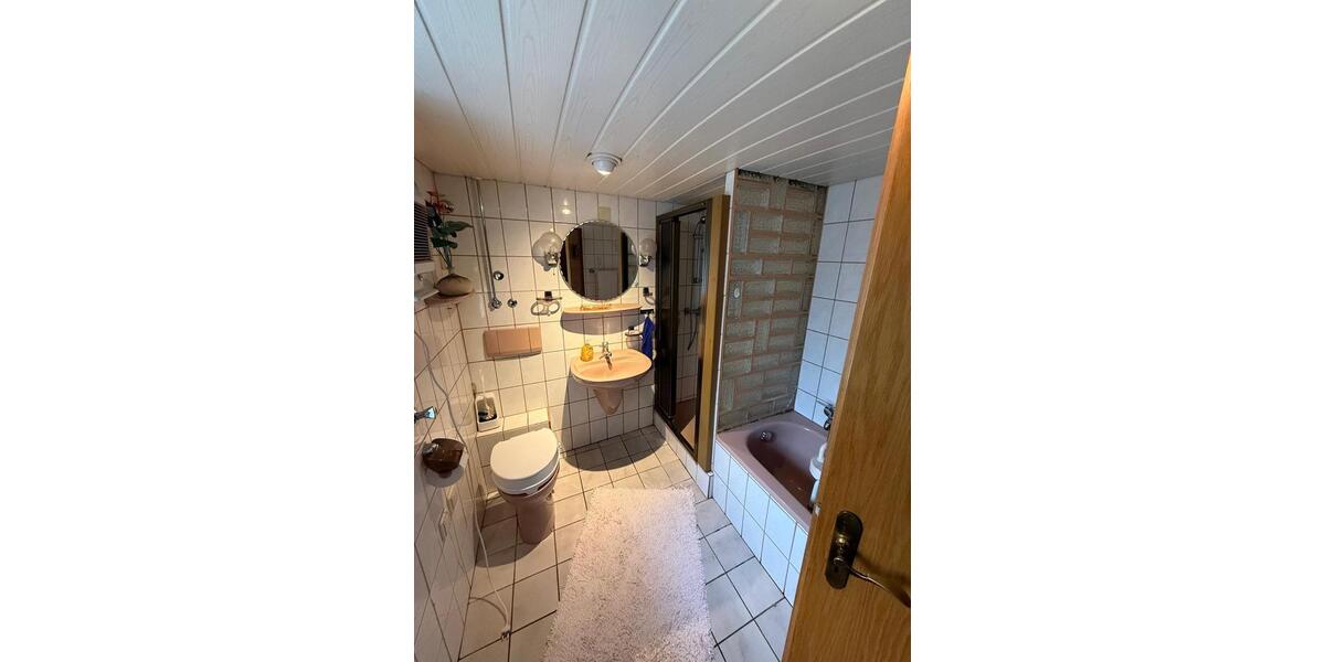 Einfamilienhaus Nonnweiler - 11 Zimmer, 190 m&sup2;, 195.000&euro; | Angebot:26921928