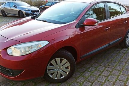 Renault Fluence 36.000 km 5.900 &euro; bad nauheim 61231