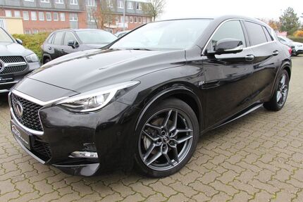 INFINITI Q30 35.488 km 26.990 € Pampow 19075