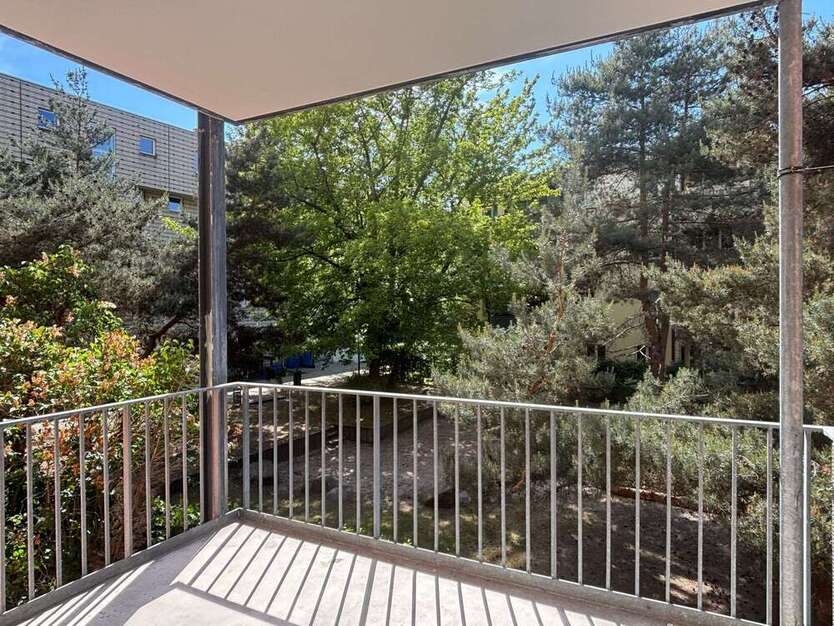 Wohnung zum Mieten in Berlin 1.099 € 75.49 m²