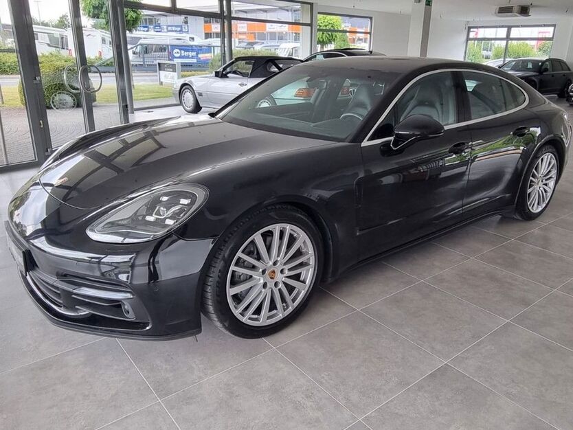 Porsche Panamera 66.450 km 69.950 € Warendorf 48231