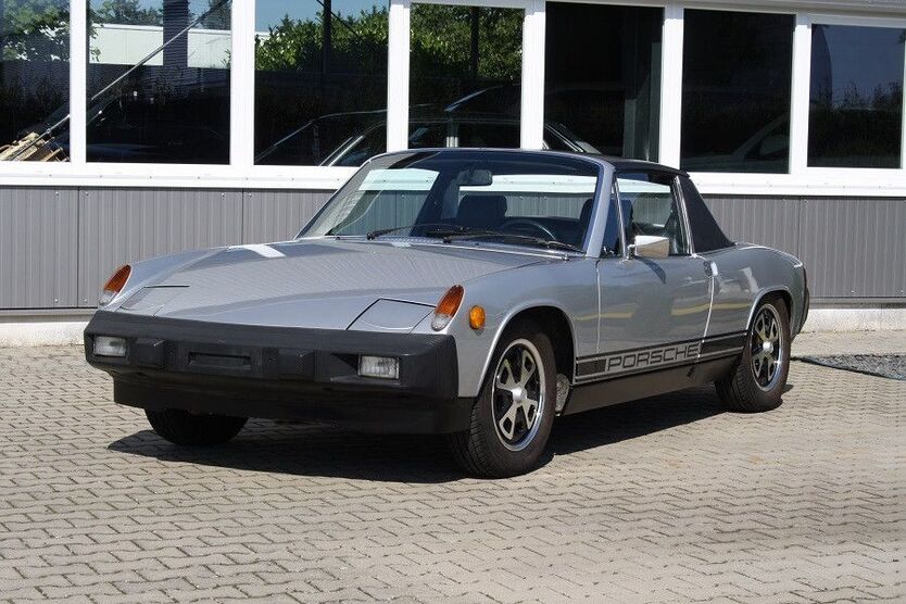 914