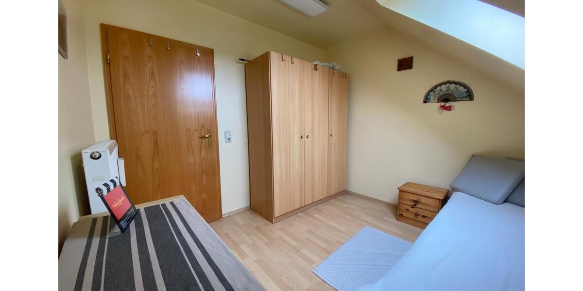 Einfamilienhaus Waldbröl - 6 Zimmer, 126 m&sup2;, 1.500&euro; | Angebot:26229000