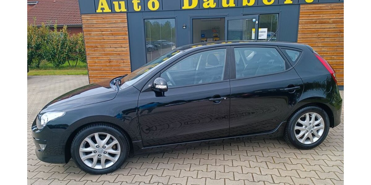 Hyundai i30 111.000 km 6.500 &euro; Moormerland 26802