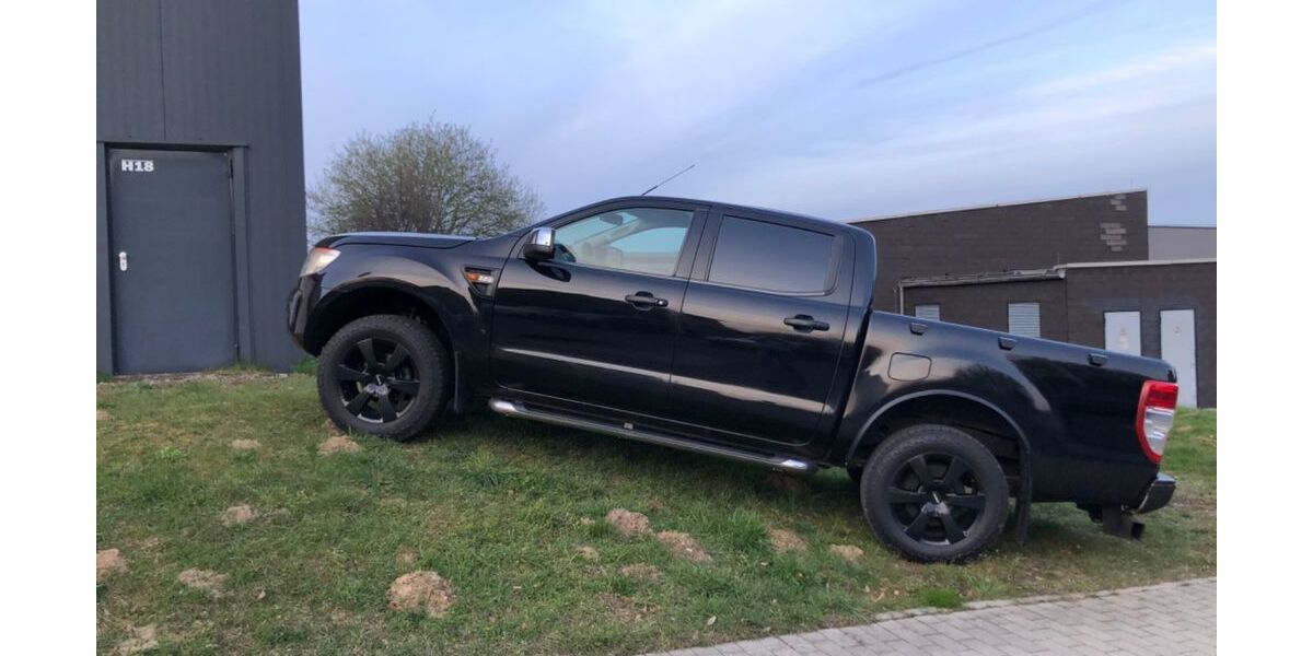 Ford Ranger 156.300 km 11.900 &euro; Kassel 34134